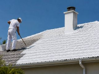 Peindre son toit en blanc : quelle autorisation faut-il obtenir ?